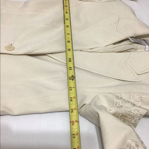 Bloomingdale’s Cream Ecru Single Button Embroidered Sleeves Blazer Size 2 Petite - Picture 11 of 13